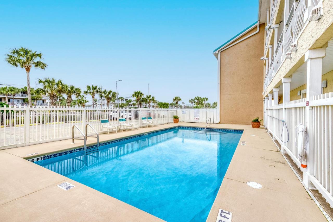 Crystal Sands Condominiums Destin Room photo