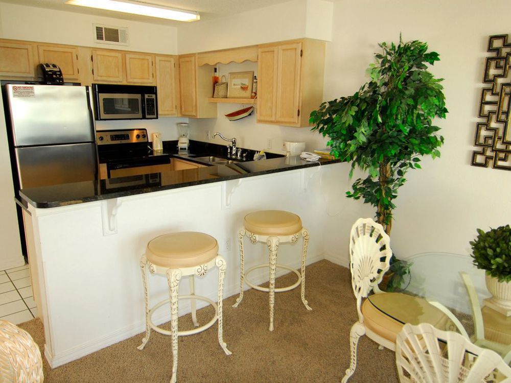 Crystal Sands Condominiums Destin Room photo